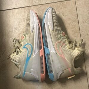 2022
LeBron Witness 6 'Easter'